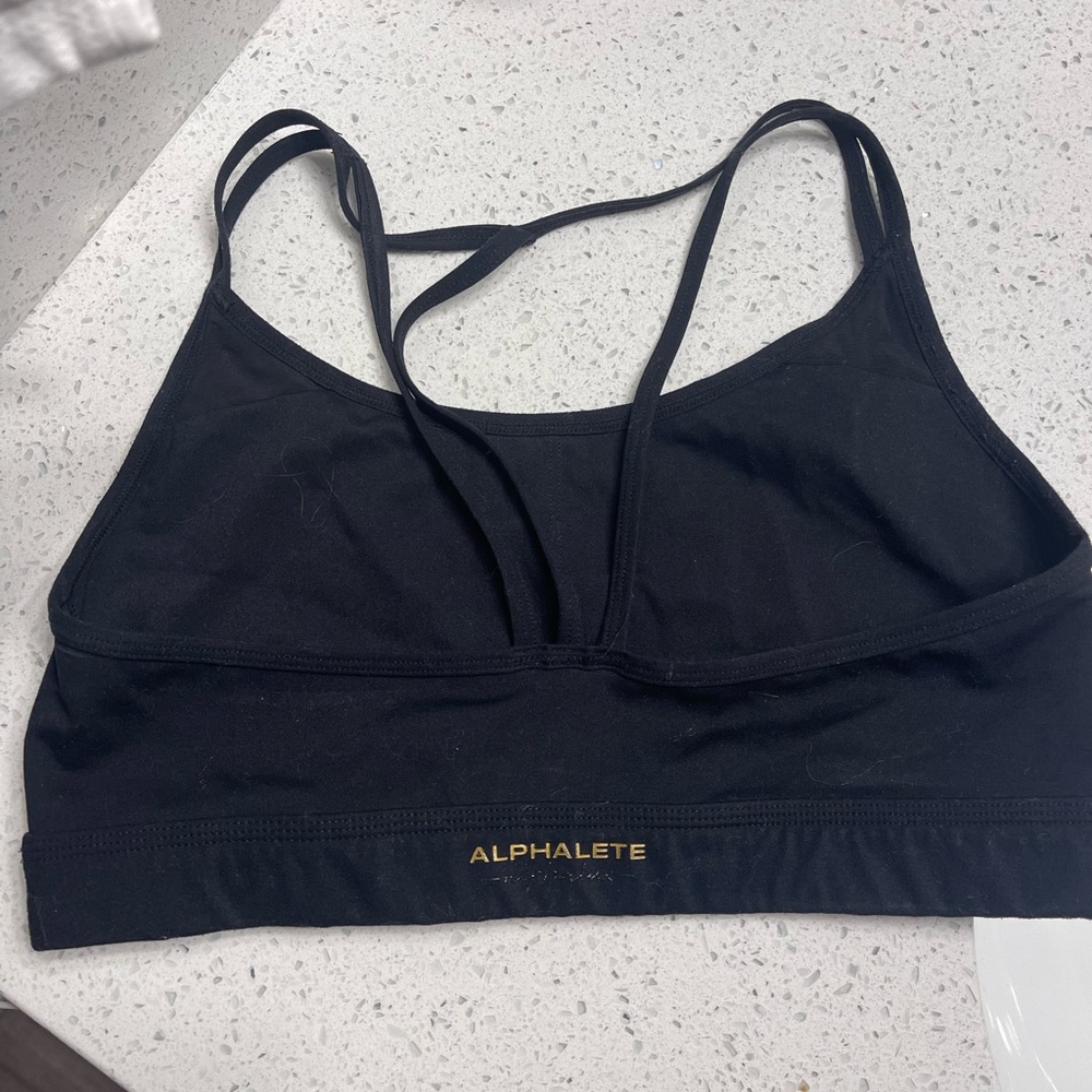 Black sports bra size L